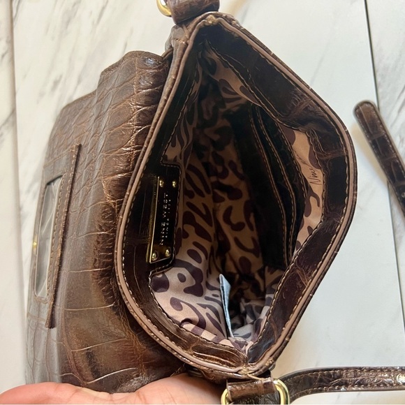 Nine West Brown Croc Minimalist Vegan Leather Crossbody Mini Bag - Picture 4 of 6